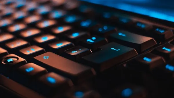 Gaming & E-Sports